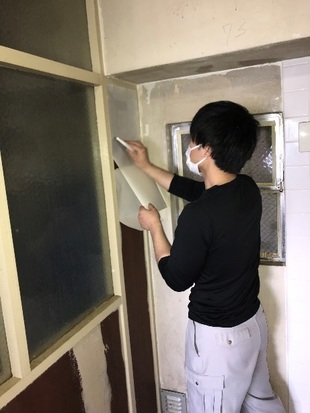 某集合住宅　消臭作業